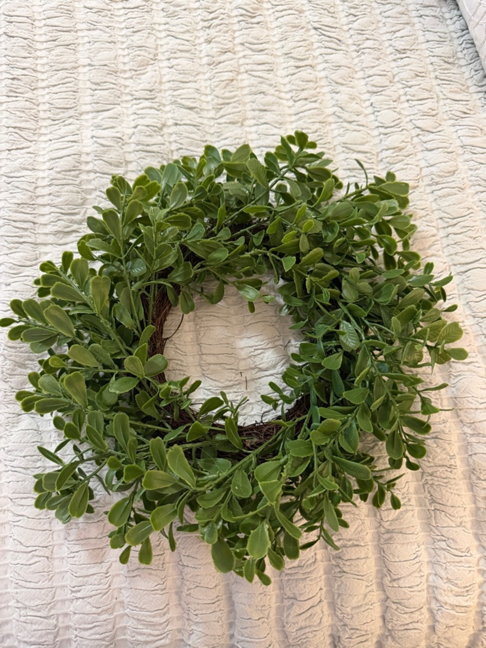 Artificial Green Boxwood Wreath - Green